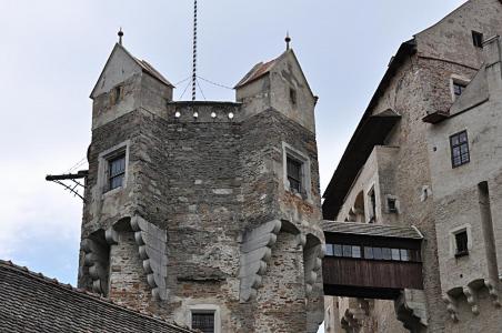 Как самостоятельно добраться до замков: Pernstejn, Loket, Kost и Karlstejn