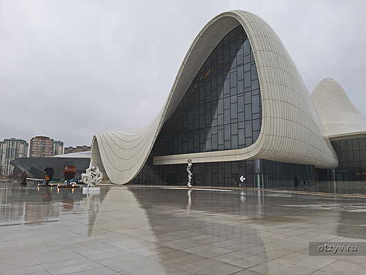 Весенний Азербайджан 2025. Баку, Центр Гейдара Алиева Весенний Азербайджан 2025. Баку, Центр Гейдара Алиева