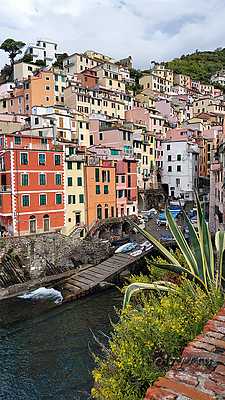 "Хочешь за окошком Альпы?" Чинкве-терре "Хочешь за окошком Альпы?" Чинкве-терре