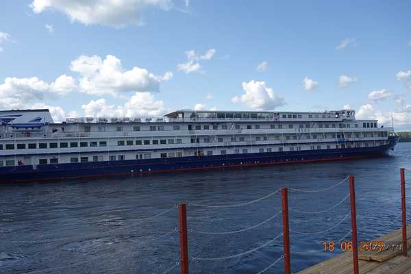 круиз на теплоходе "Тихий Дон", Санкт-Петербург - Москва круиз на теплоходе "Тихий Дон", Санкт-Петербург - Москва