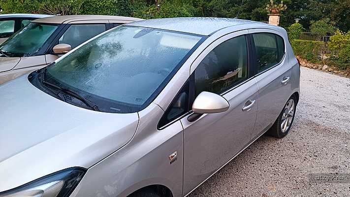 По усам текло, да в рот не попало По усам текло, да в рот не попало