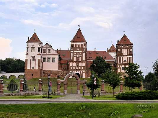 Беларусь. По замкам и не только. ч. 2. Мирский замок Беларусь. По замкам и не только. ч. 2. Мирский замок