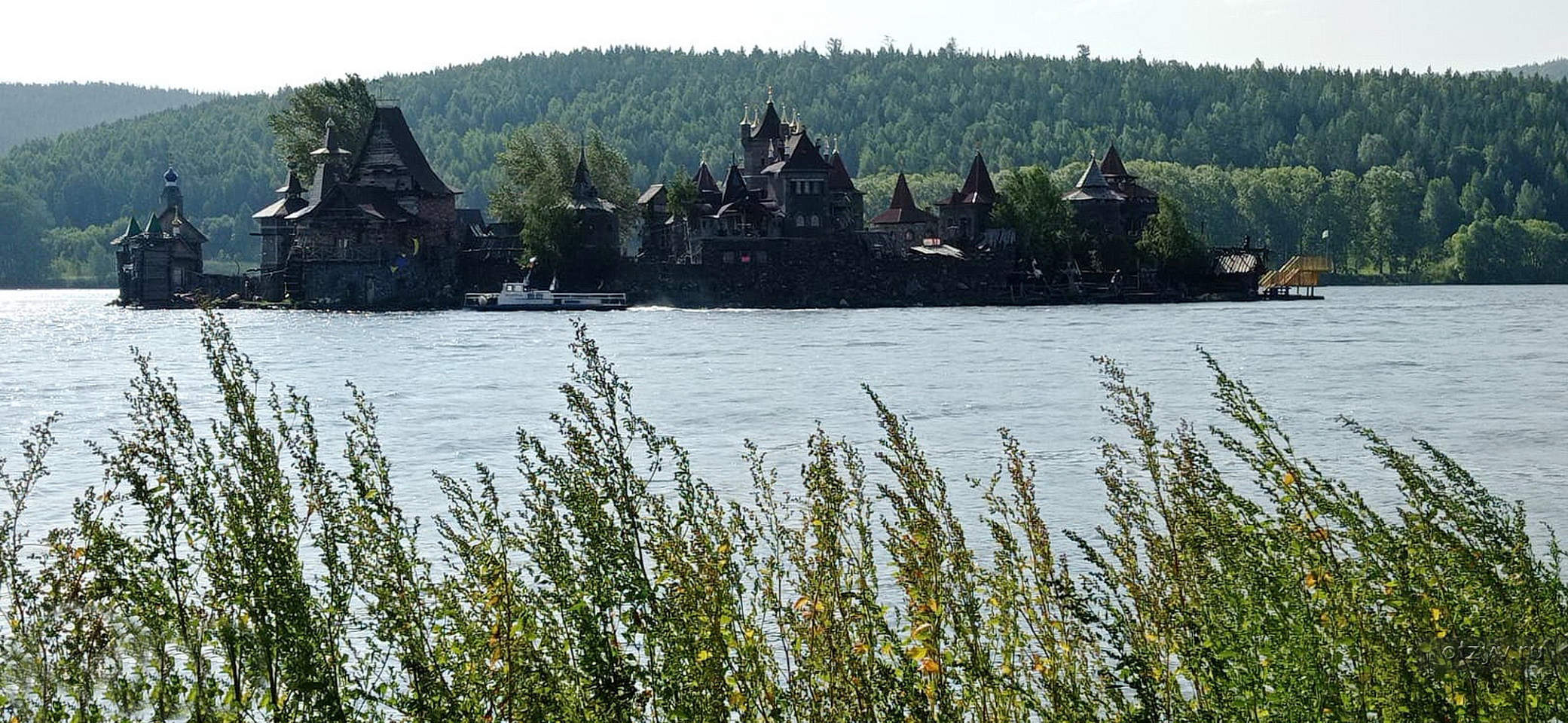 Фото построек на реке б сатка Зюраткуль - озеро, хребет и национальный парк - рассказ от 23.06.22