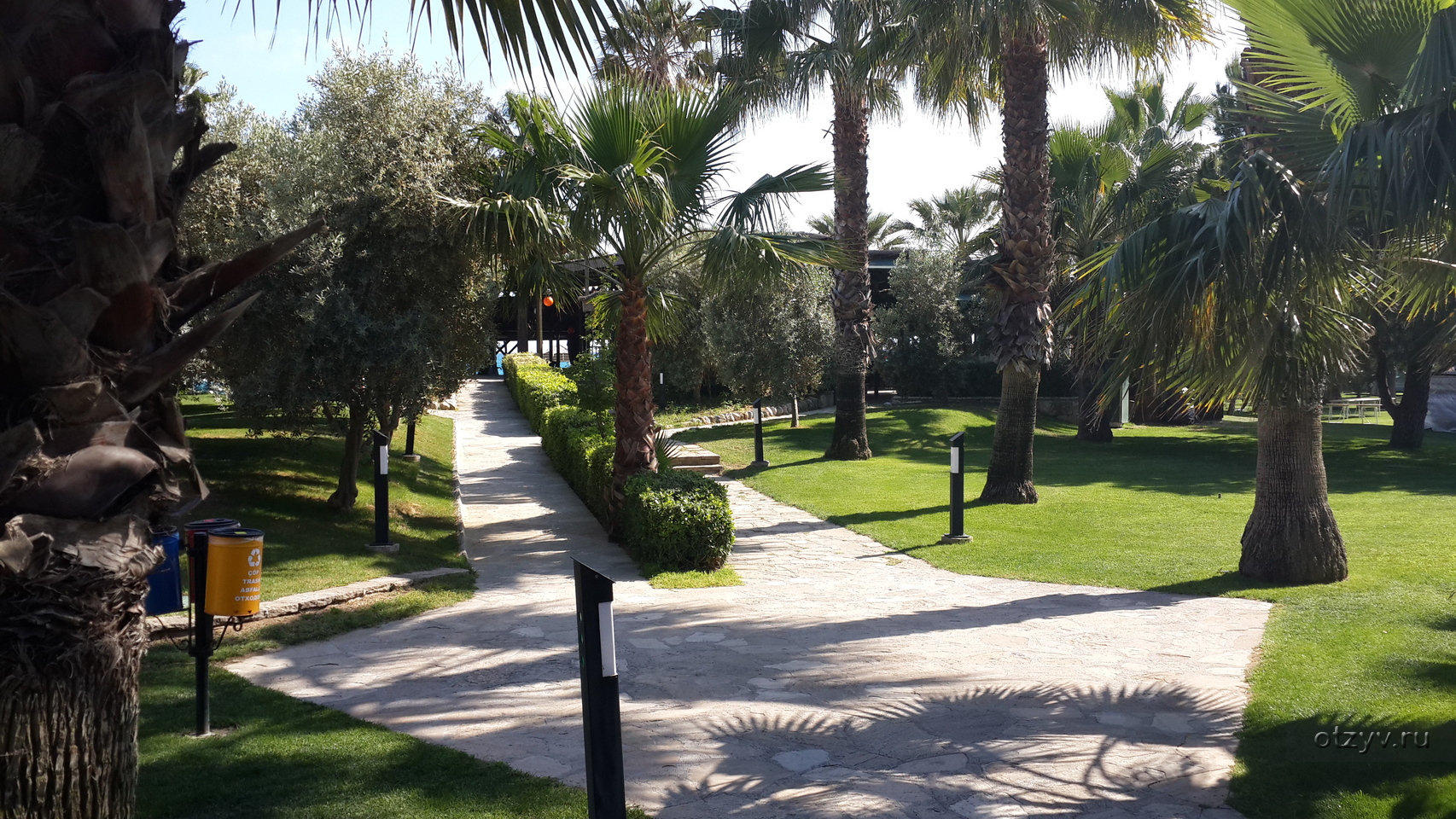 Blue Waters Club & Resort