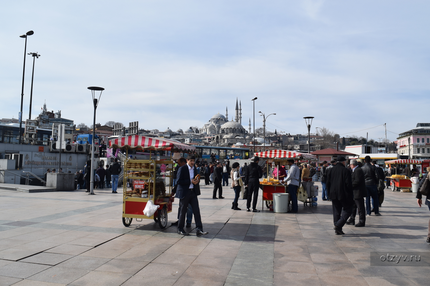 Как одеваются в стамбуле в марте. Стамбул в марте. Фотосессия в марте в Стамбуле.