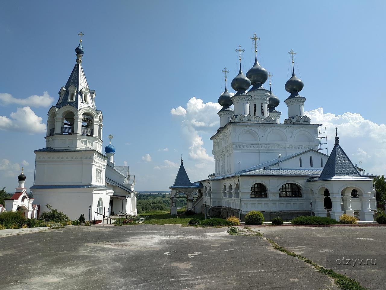Муром Троицкий монастырь зимой
