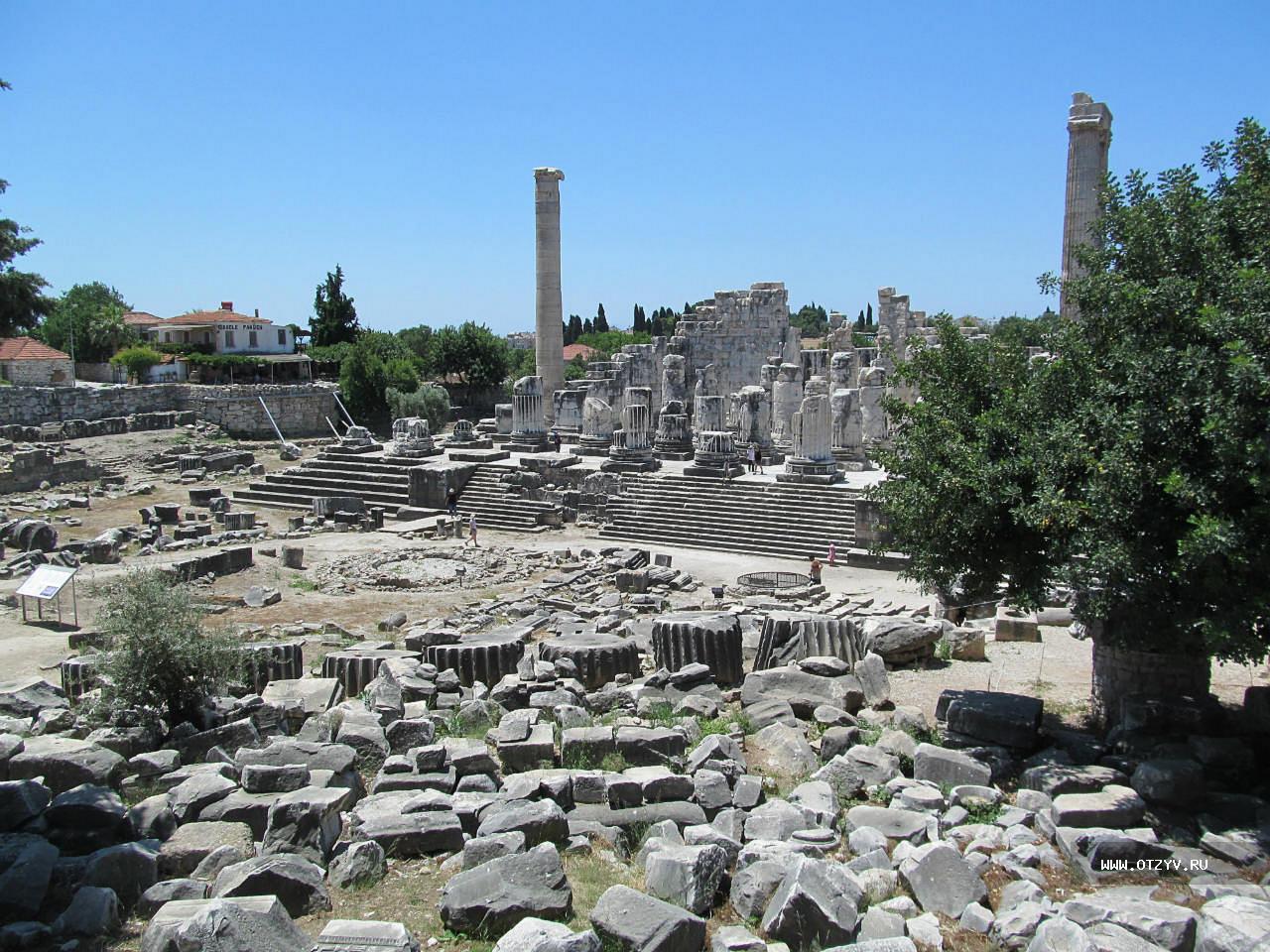 Город Дидим в Турции храм Аполлона