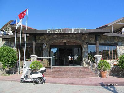 Risa Hotel