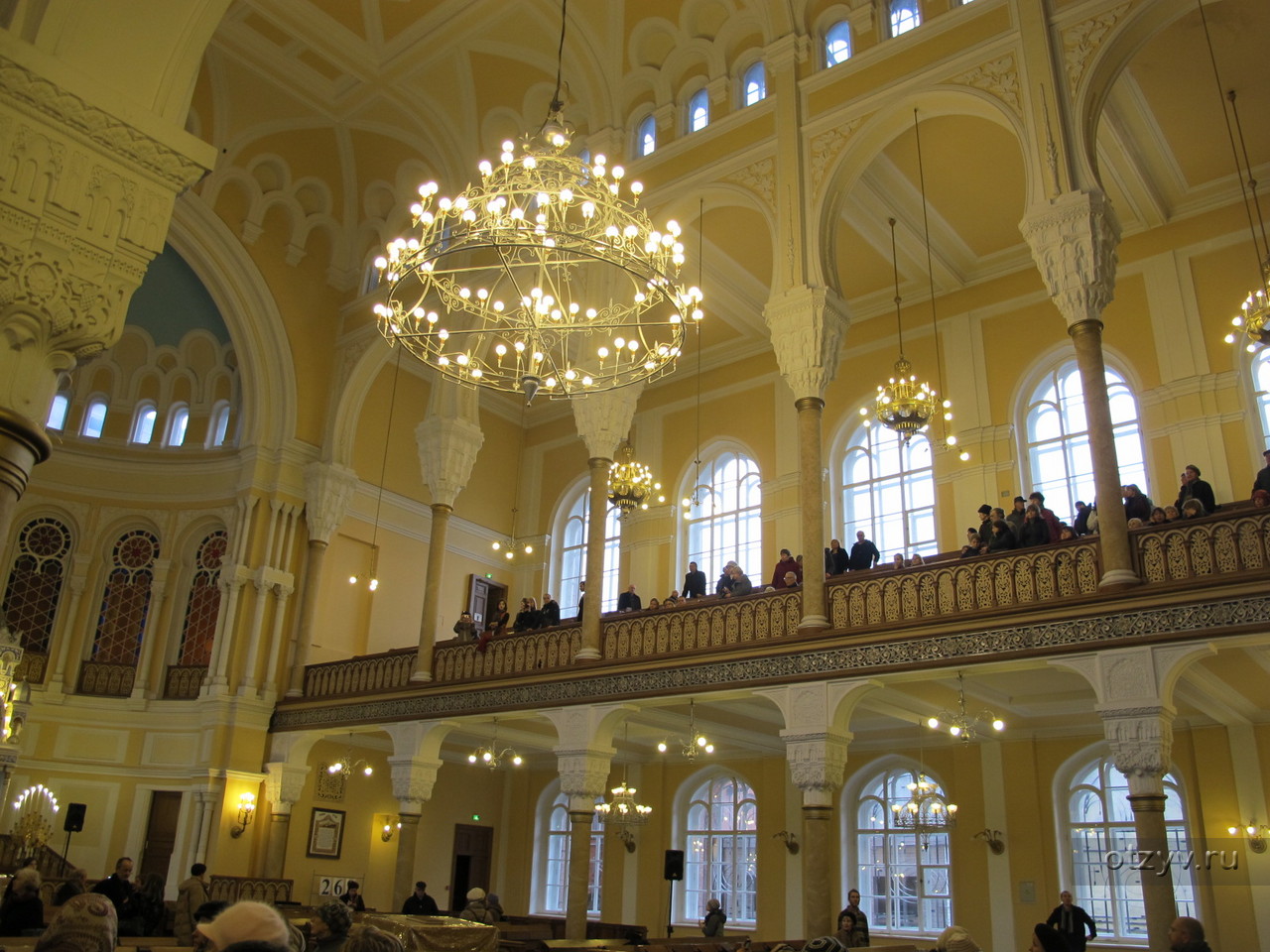 Сайт синагоги спб. Синагога в Санкт-Петербурге. Синагога СПБ. Синагога в Санкт-Петербурге венчальный зал. Большая хоральная синагога Римского Корсакова православный храм.