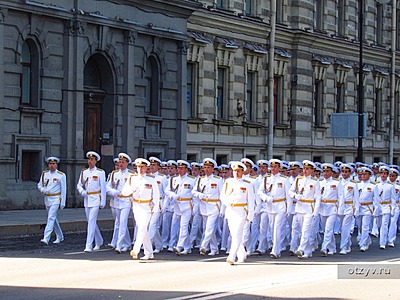 Довлатов памятник спб. Мероприятия в петрозаводске на сегодня. Час земли петербург. Дело было в петербурге. Дело было в петербурге.