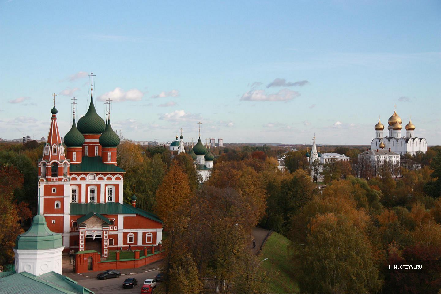 Г ярославль 14. Успенский собор Ярославль вид сверху. Ярославский Кремль Ярославль вид сверху. Ярославский Кремль вид сверху. Ярославль Кремль набережная.