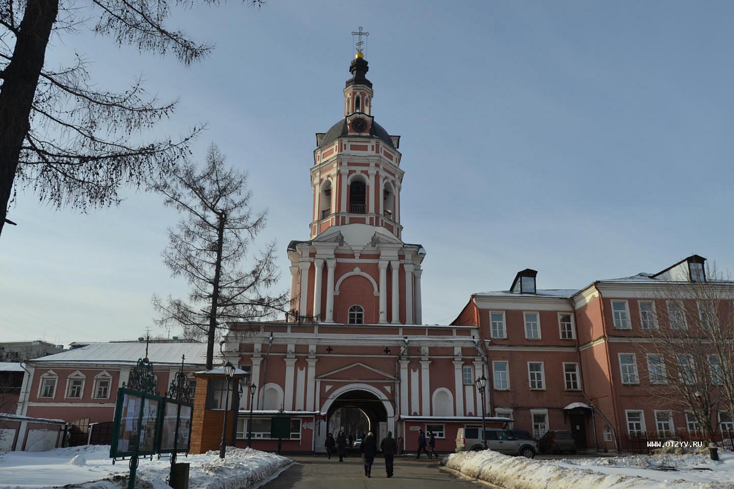 Донской монастырь метро. Донской монастырь в Москве. Ленинский проспект Донской монастырь. Донской монастырь подземелья.