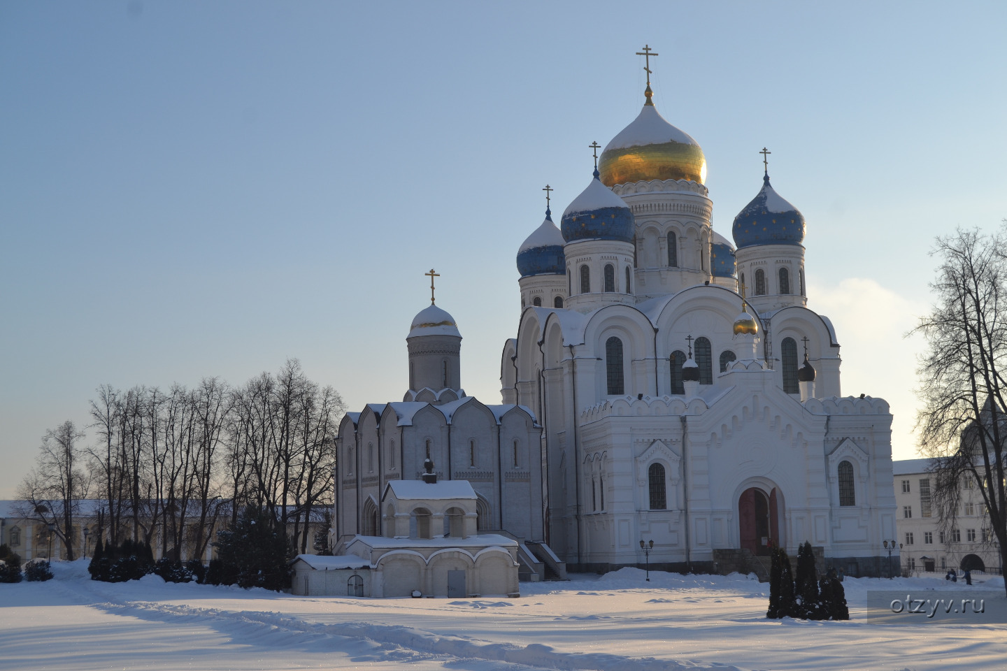 Успенский собор зимой фото