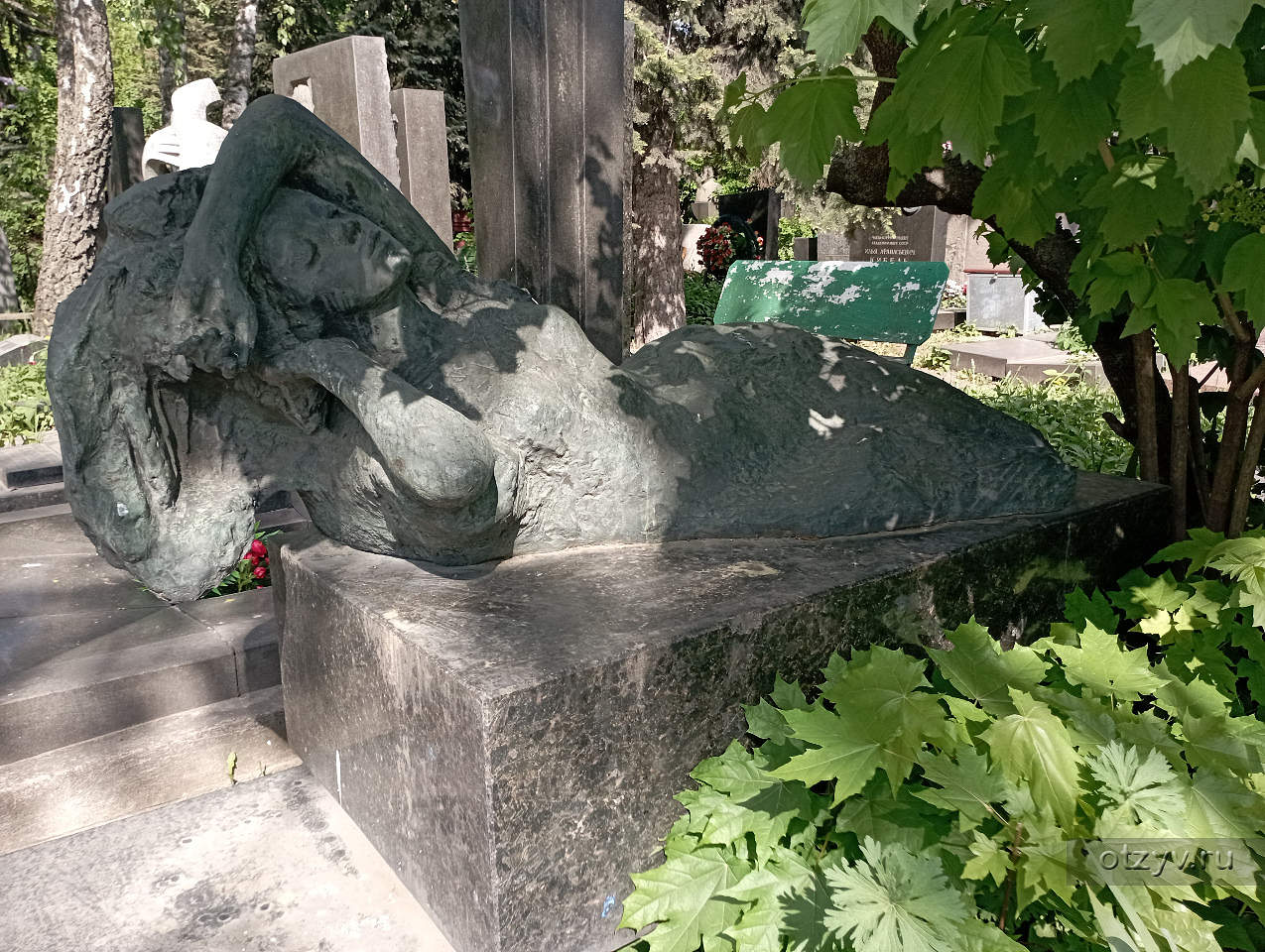Памятник Жванецкому На Новодевичьем Кладбище Фото
