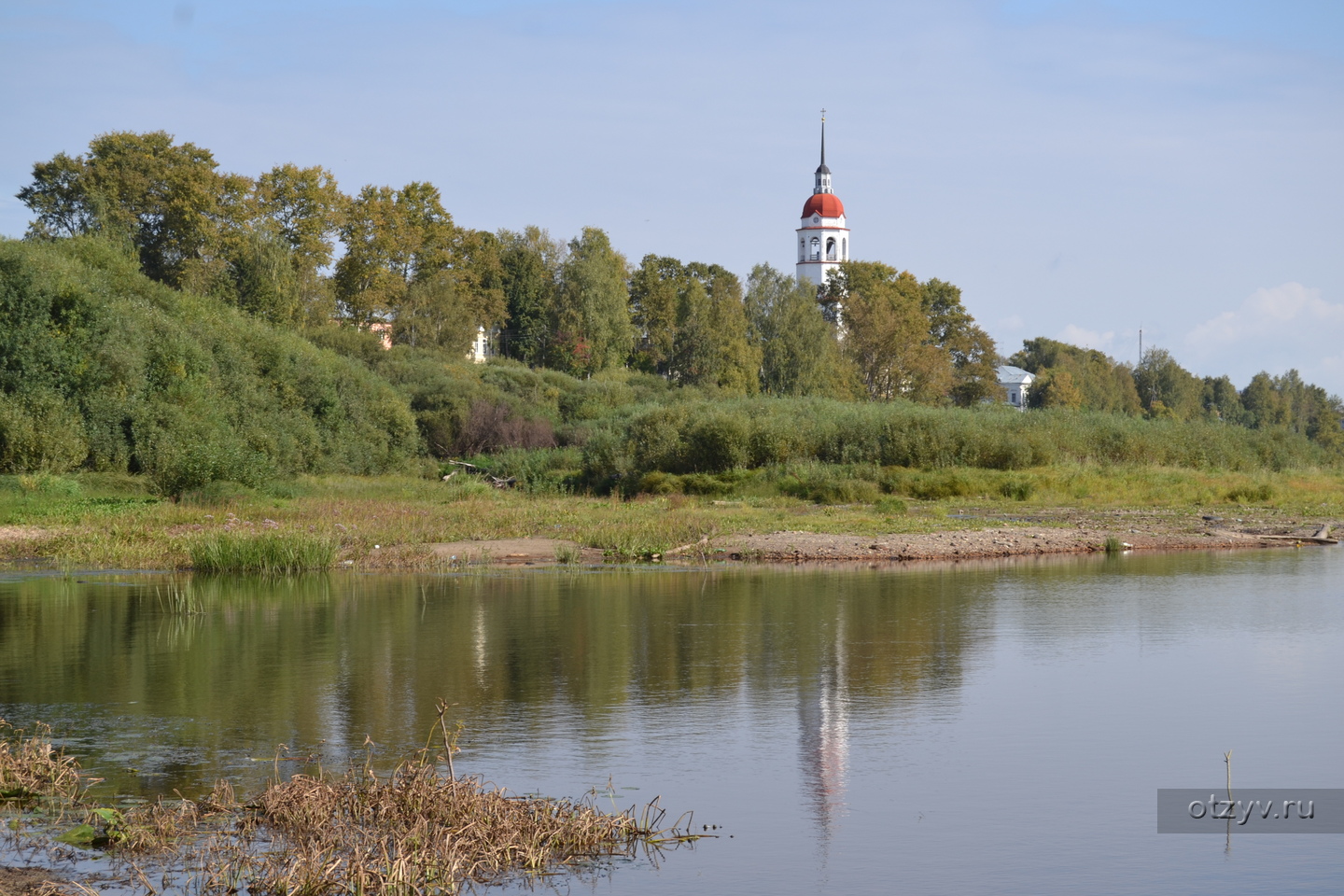 Топкий берег. Тотьма церкви. Река Старая Тотьма.