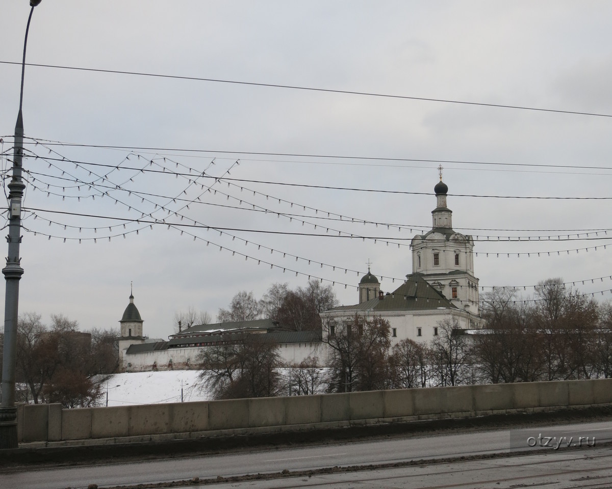 Улица слобода москва. Алексеевская Слобода Москва. Алексеевская улица Москва. Старинное фото ул Солженицына храмом. О Москве нескучно Алексеевская Слобода.