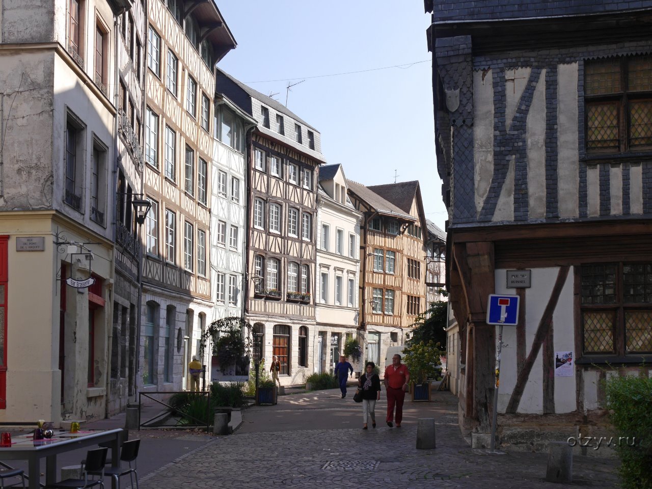 Руан агентство новостей главная. Нормандия Франция Руан. Руан - столица Нормандии. Город Rouen Франция. Руан старый город.