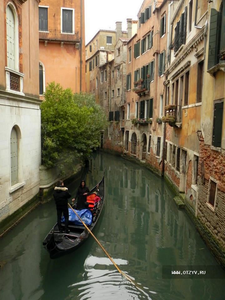 Венеция в марте. Регата в венеции. Падуя венеция. Венеция в марте. Обмелевшая венеция.
