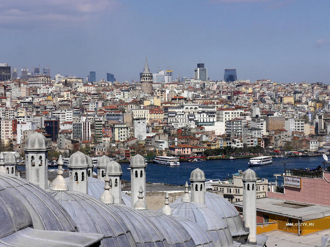 Стамбул закат. Азиатская сторона стамбула. 2 сторона стамбула. Крыша куббе в стамбуле. 2 сторона стамбула.