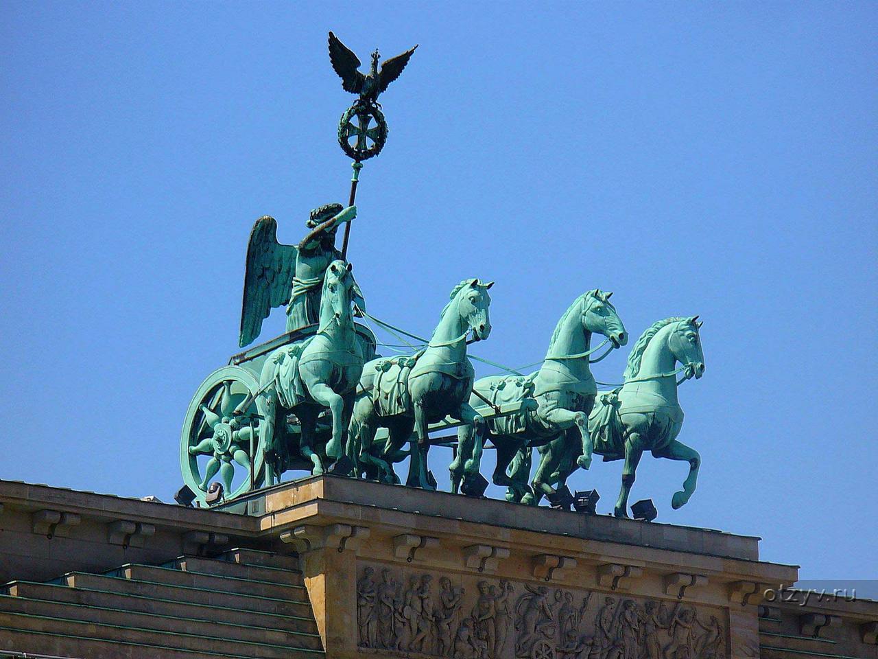 Берлин Бранденбургские ворота колесница
