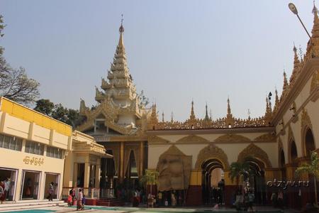 Mandalay, Mahamuni Paya