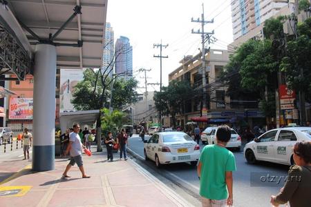 Манила, рядом с торговым центром Robinsons