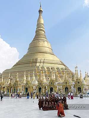 Мьянма. Янгон и Мандалай, февраль 2024.