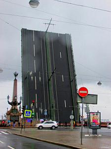 19.06.2014. Питер. Разведение Троицкого моста (репетиция "Алых парусов") / Санкт-Петербург (18-22 июня 2014 г.). Часть 2. Романтик (Россия)