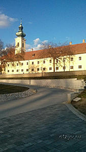 Отель Klasrtom (в здании монастыря)