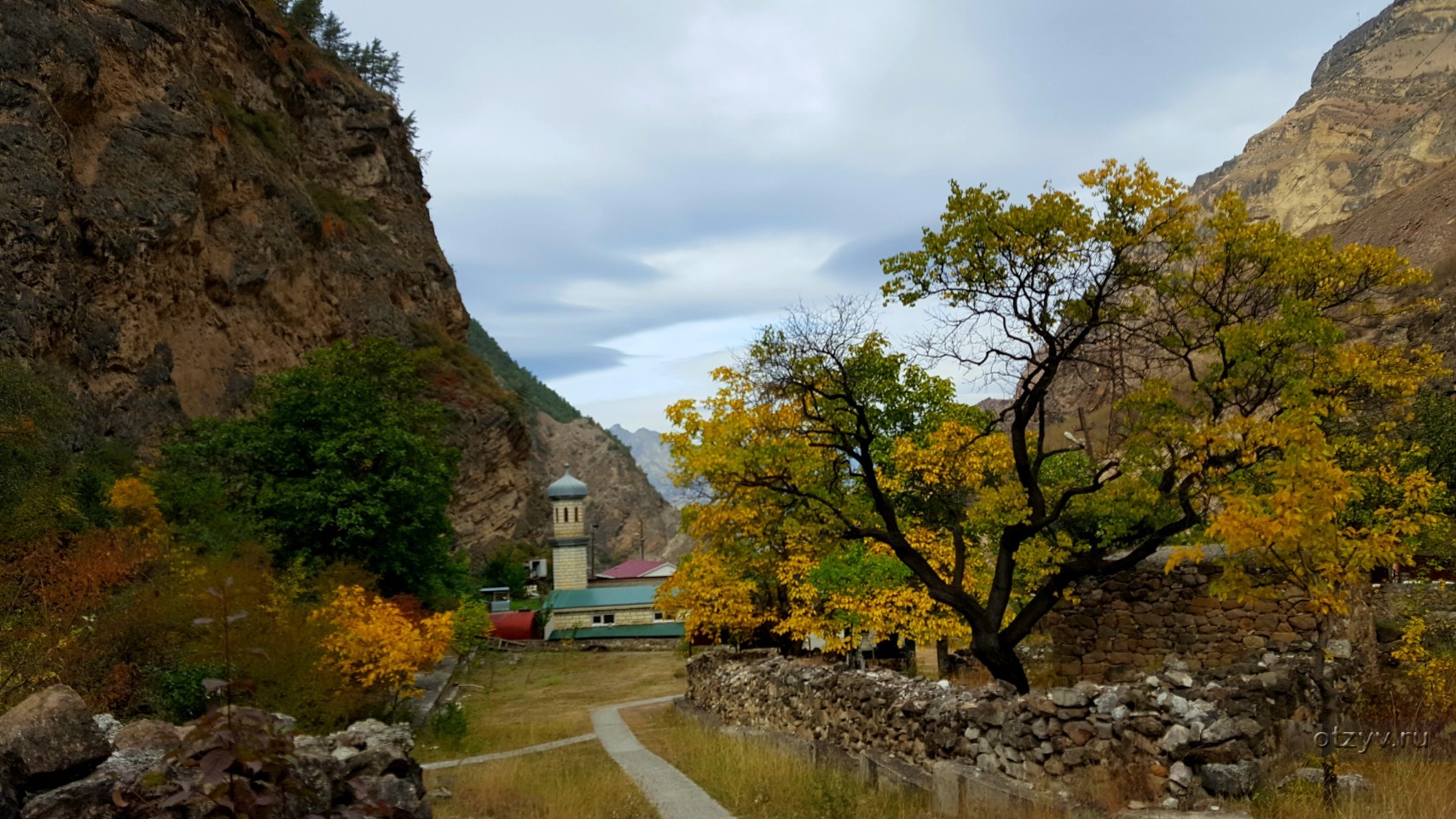 Дагестанские горы осенью Гуниб
