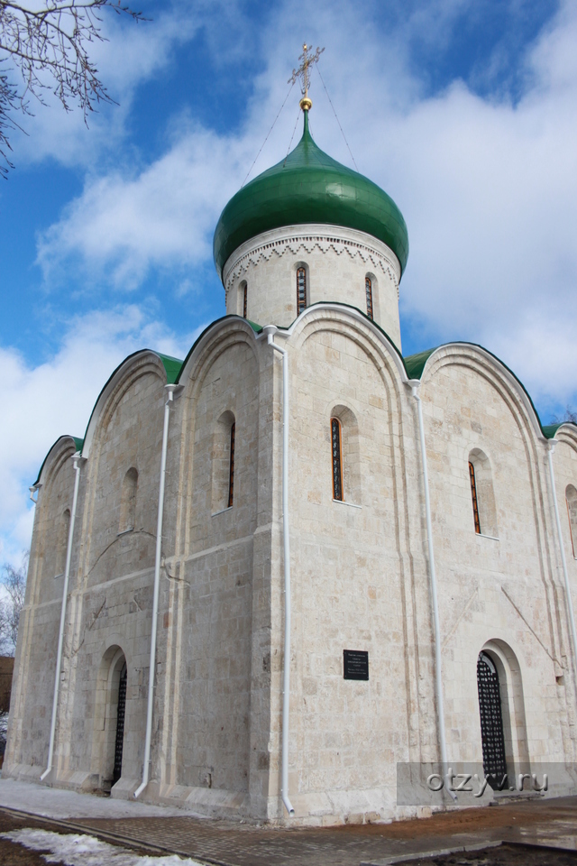 Спасо Преображенский собор Переславль Залесский зимой