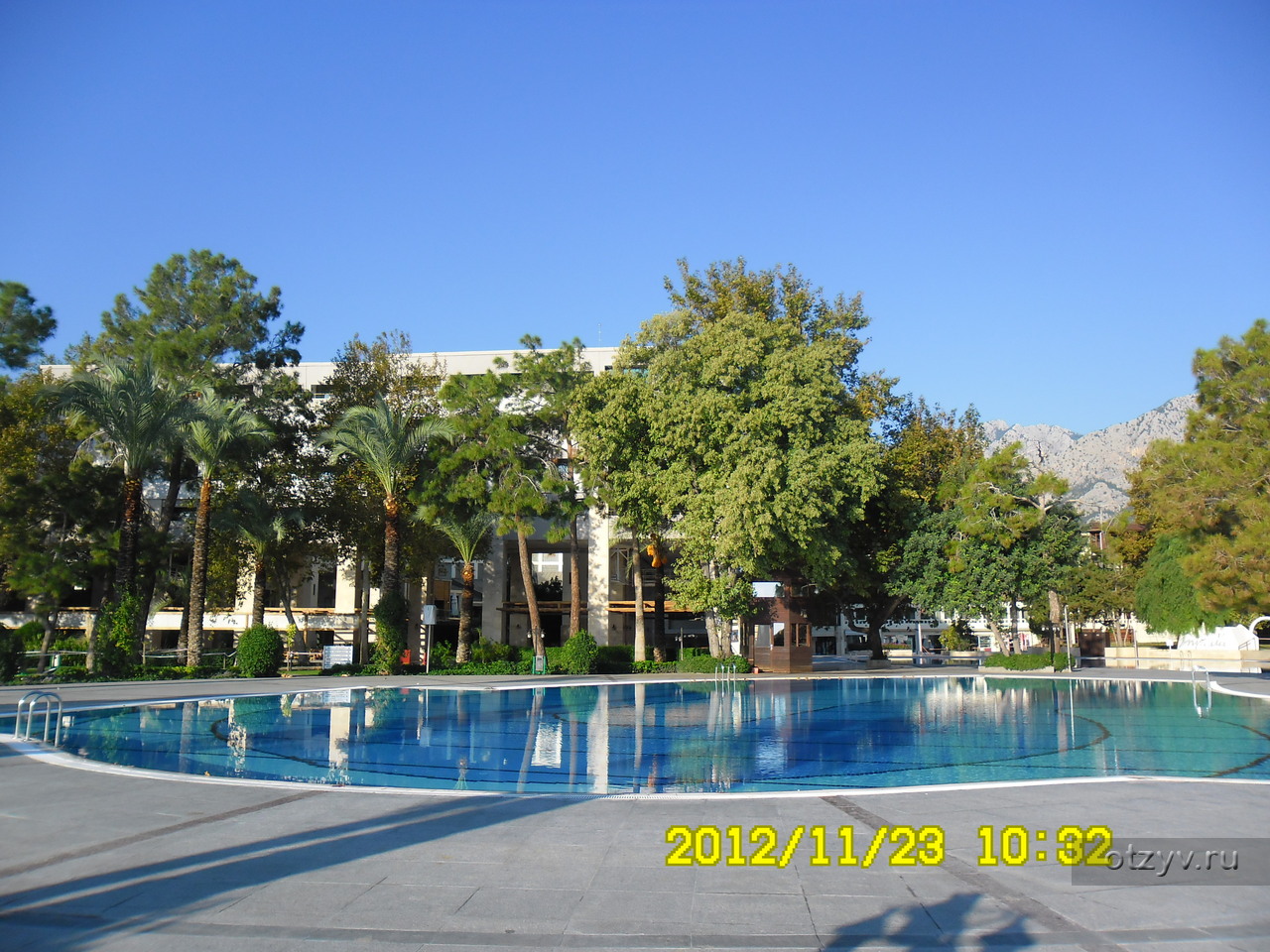 Кемер в ноябре. Кемер в ноябре отзывы. Кемер в апреле 2022. Кемер центр города. Кемер в ноябре отзывы.