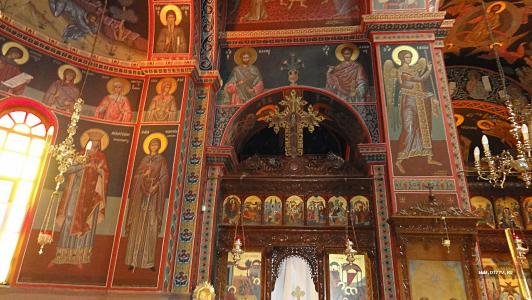 Храм монастыря Богородицы Каливьяни. / Монастырь Св.Пальяни, Гортина, Винзавод Захарьюдаки, Монастырь Богородицы Каливьяни, Матала
