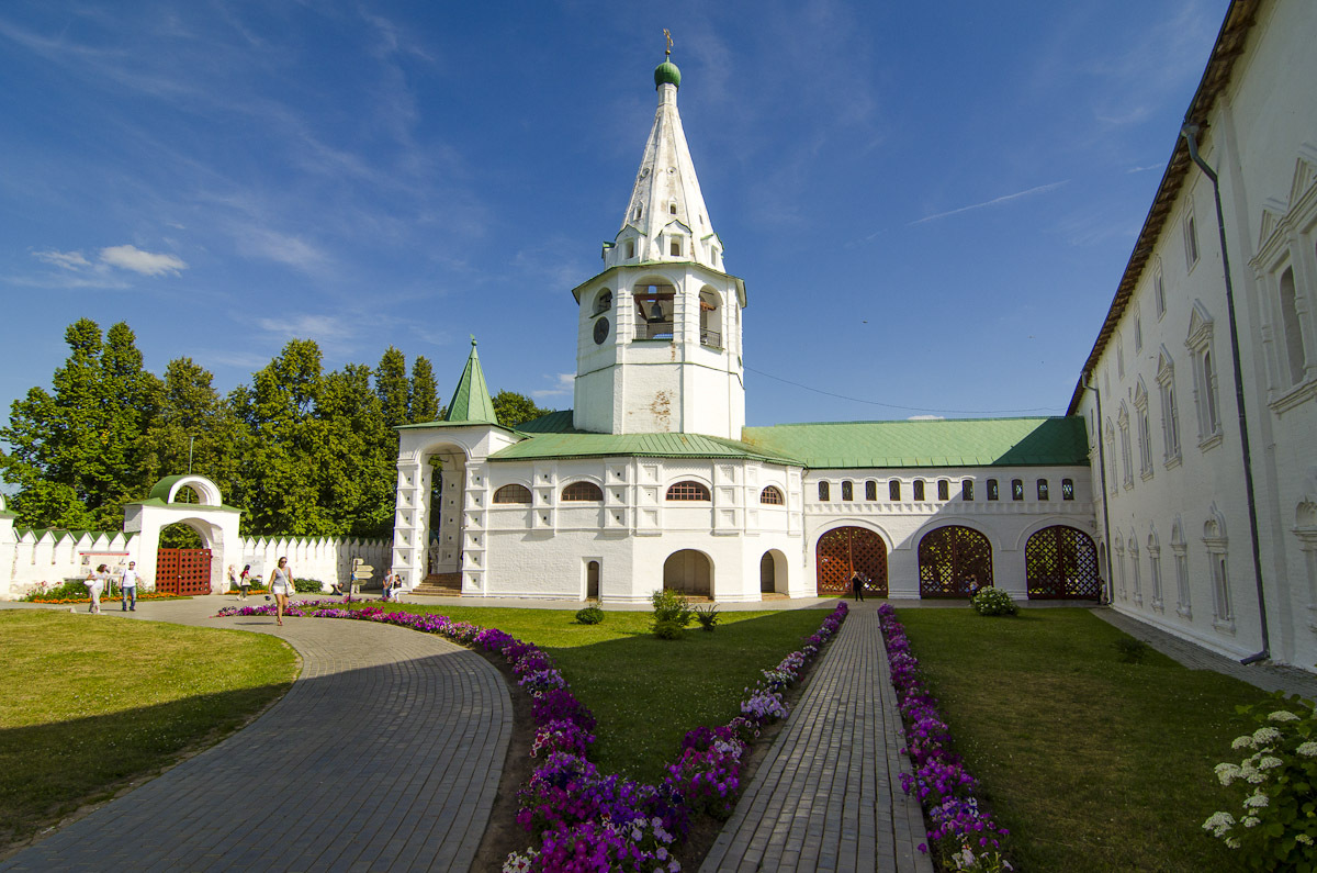 Архиерейские палаты в суздале фото