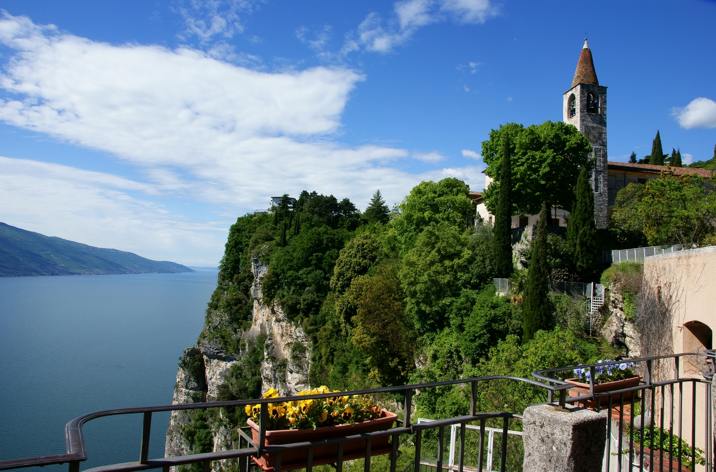 Италия озеро гарда фото и описание достопримечательности