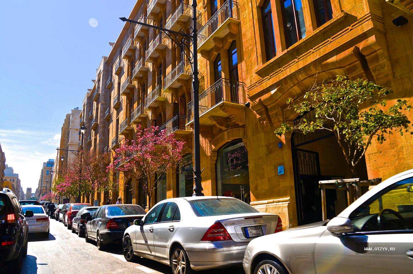 Телефона бейрут. Бейрут старый город. Бейрут Ливан улицы. Бейрут армянский квартал. Бейрут старый город улицы.