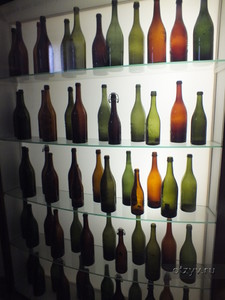Бутылки разных лет