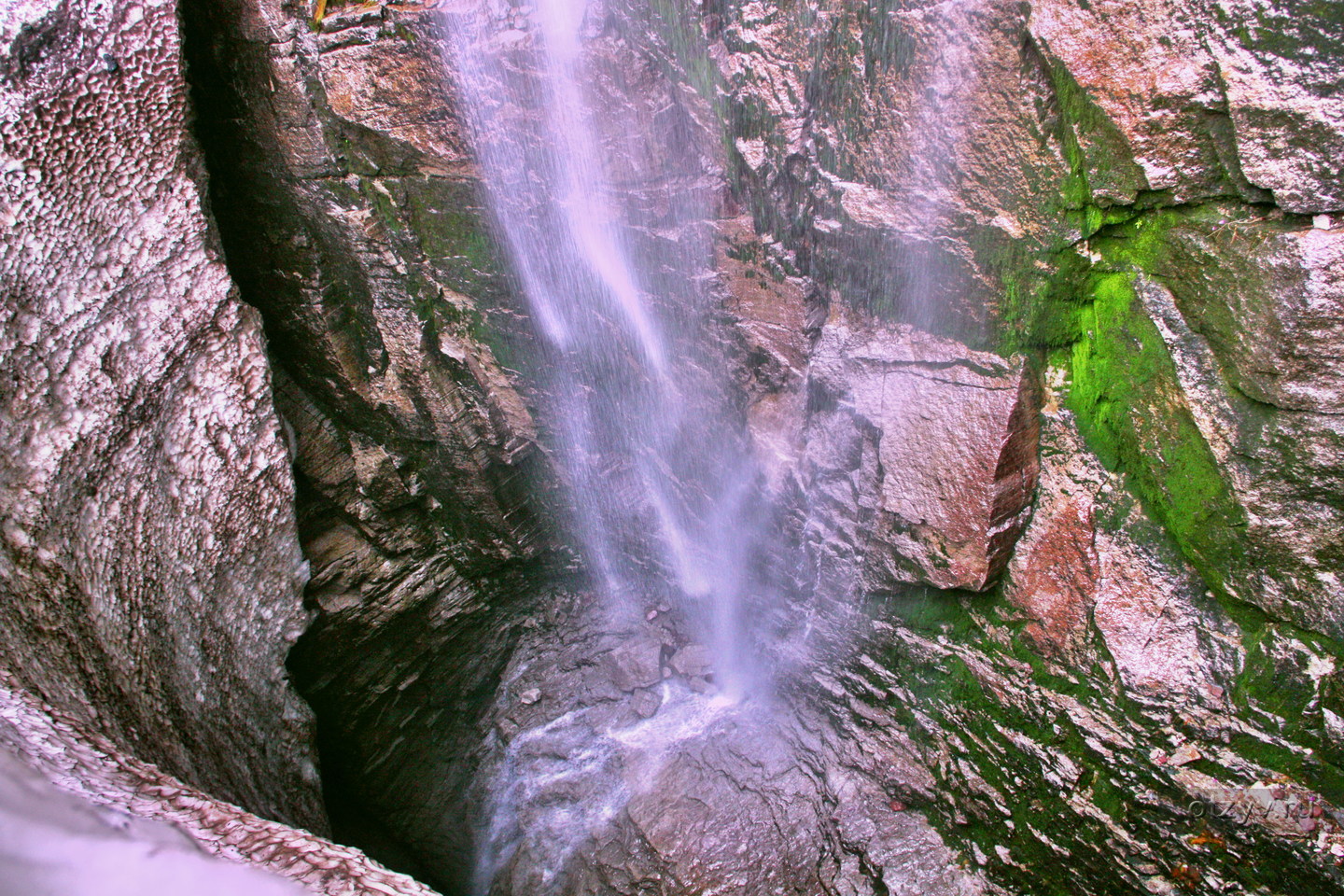 Микижинский водопад Камчатка