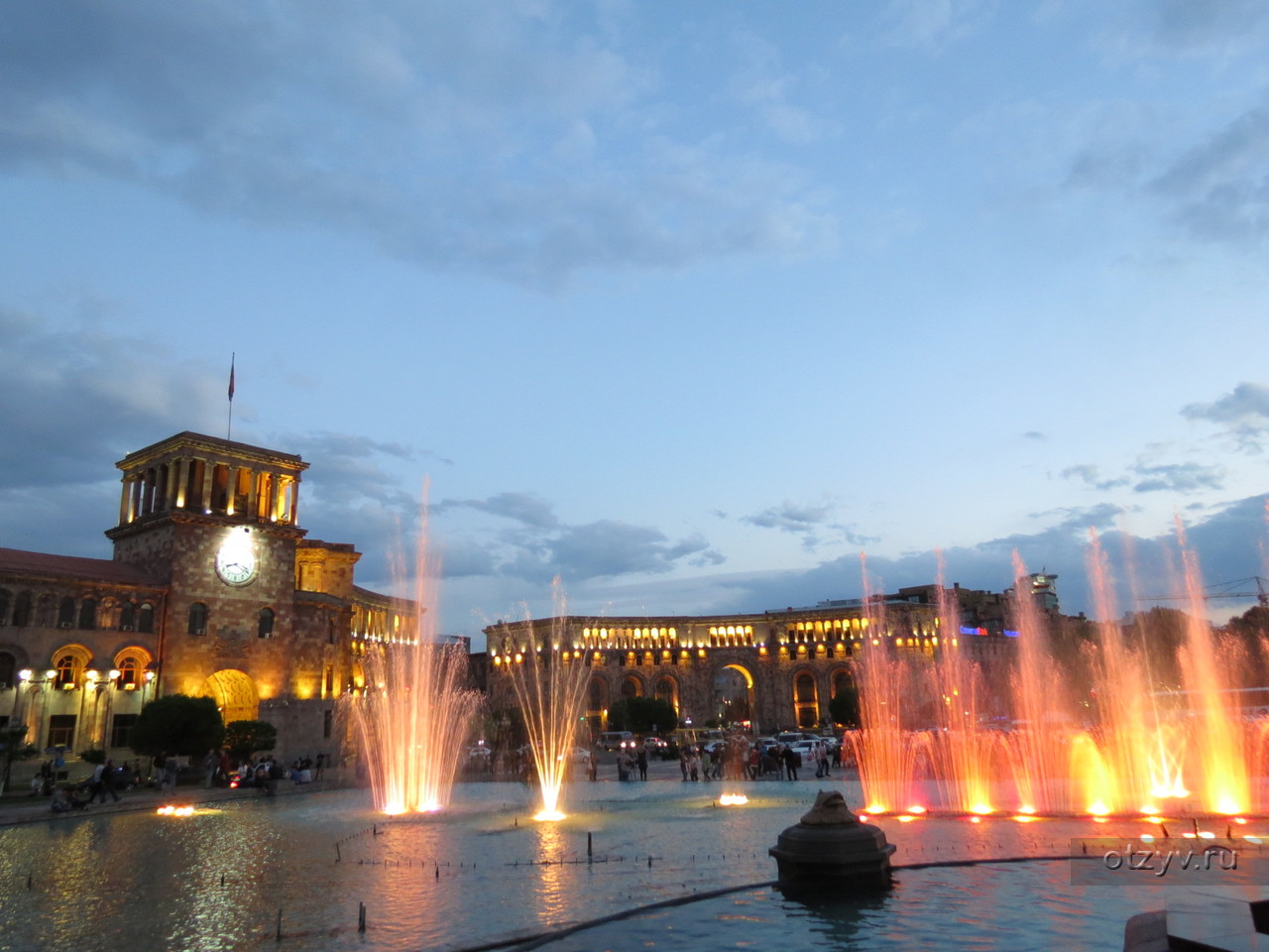 Ереван калининград. Ереван. Столица Армении Ереван. Ереван Каскад площадь. Ереван столица Армении достопримечательности.