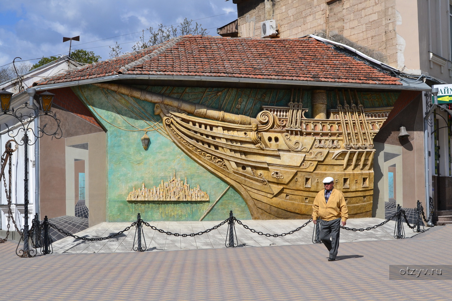 Музей «дача Стамболи» и музей подводной археологии (Феодосия)