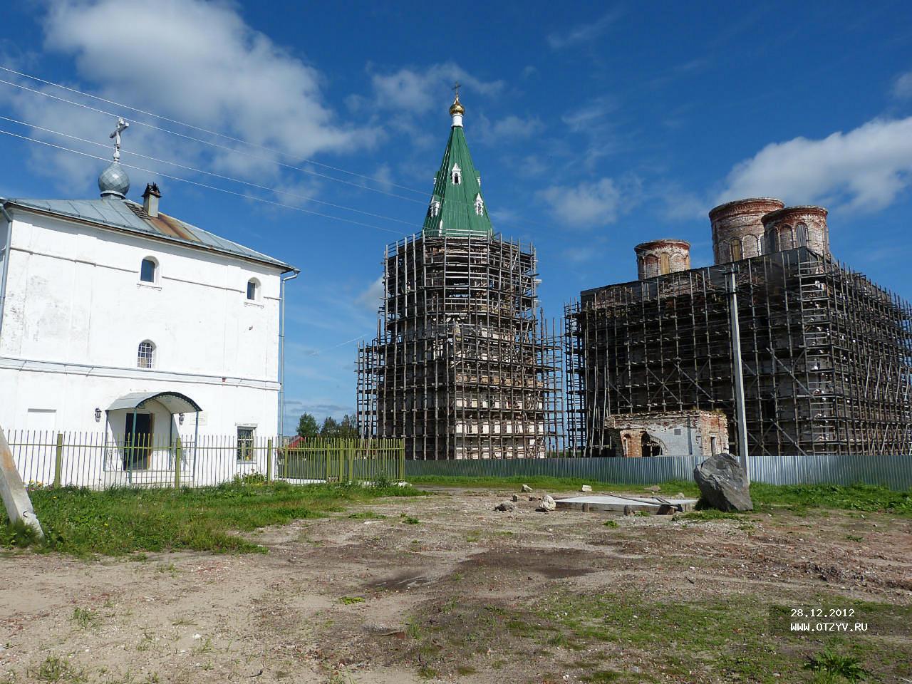 Поселок холмогоры. Холмогоры Архангельской области. Двор в Холмогорах.