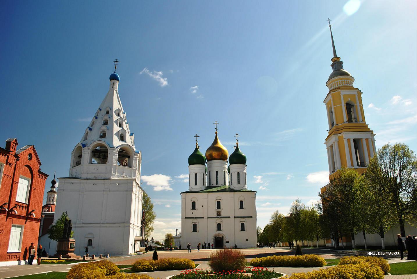 Рязанская земля. Соборная площадь Рязань. Рязанский Кремль Соборная площадь. Соборная площадь Рязань Моряхин. Соборная площадь Рязань Вернисаж.