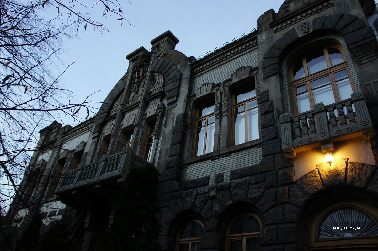 Особняк э. Дом вдовы киев. Дом плачущей вдовы. Дом вдовы киев. Дом вдовы.