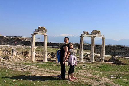 руины античного города Иераполиса 