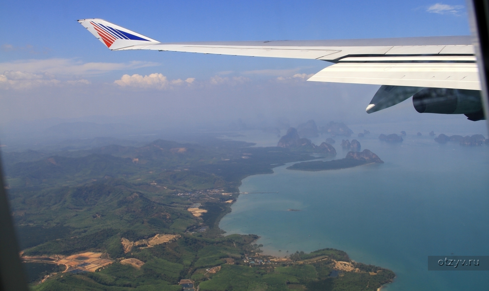 Россия тайланд самолет. Виды самолетов. Пхукет вид с самолета. Вид из самолета на Тайланд. Тайланд из самолета.
