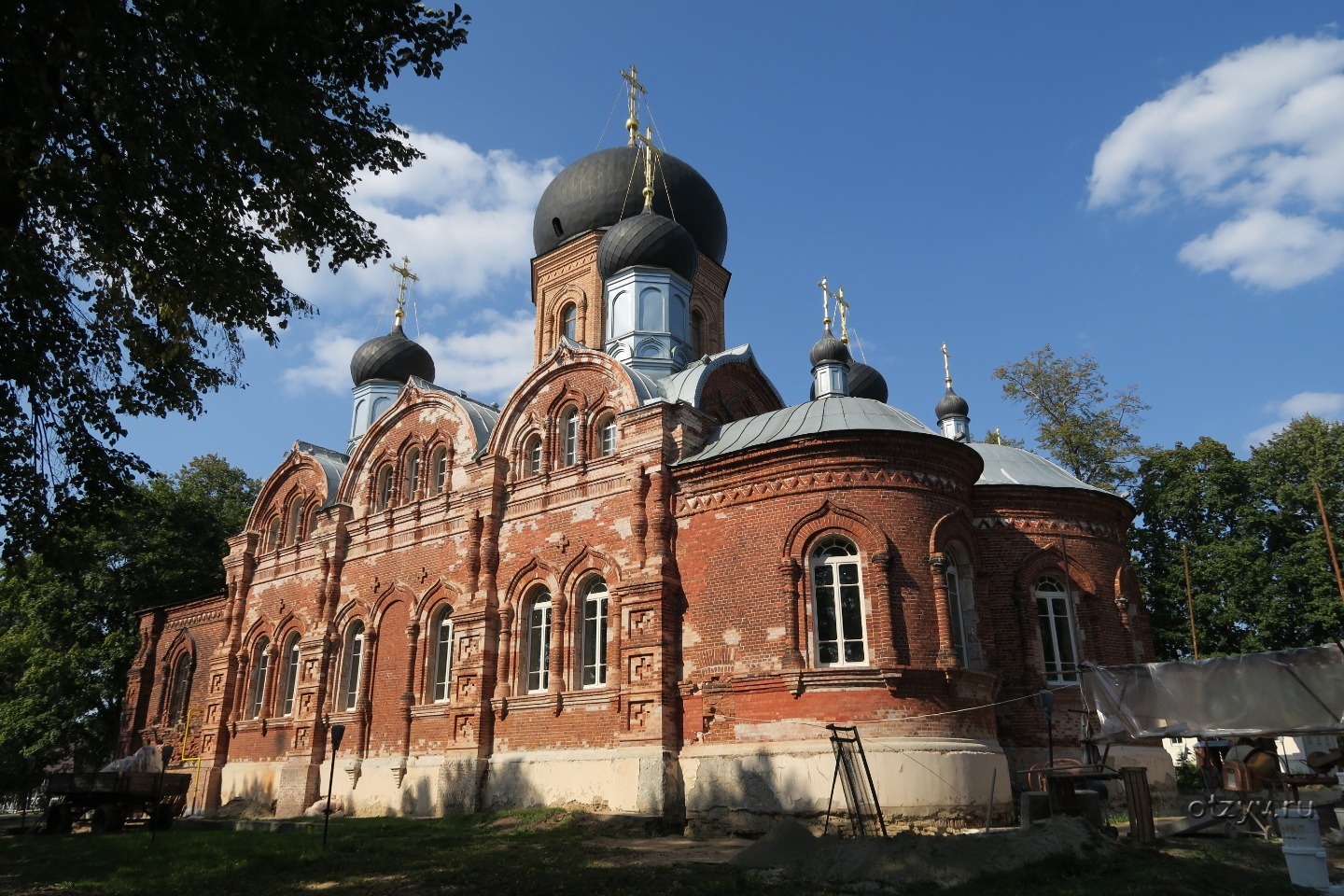 Отзывы введенский монастырь. Свято Введенский женский монастырь города Иваново. Введенский монастырь Покров. Свято-Введенский островной монастырь. Свято-Введенский островной монастырь Владимирская область.