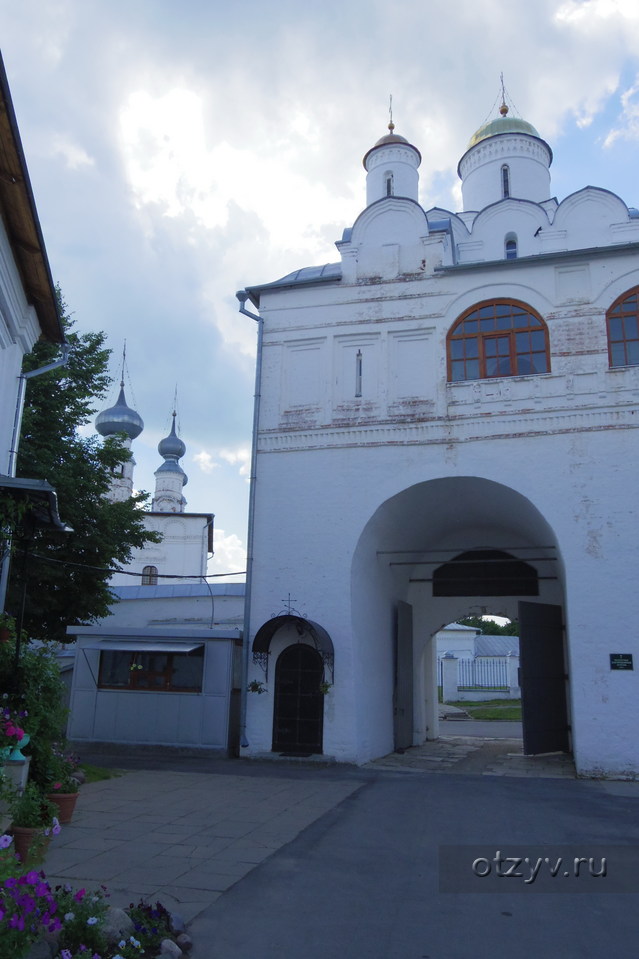 Покровский монастырь в Барнауле