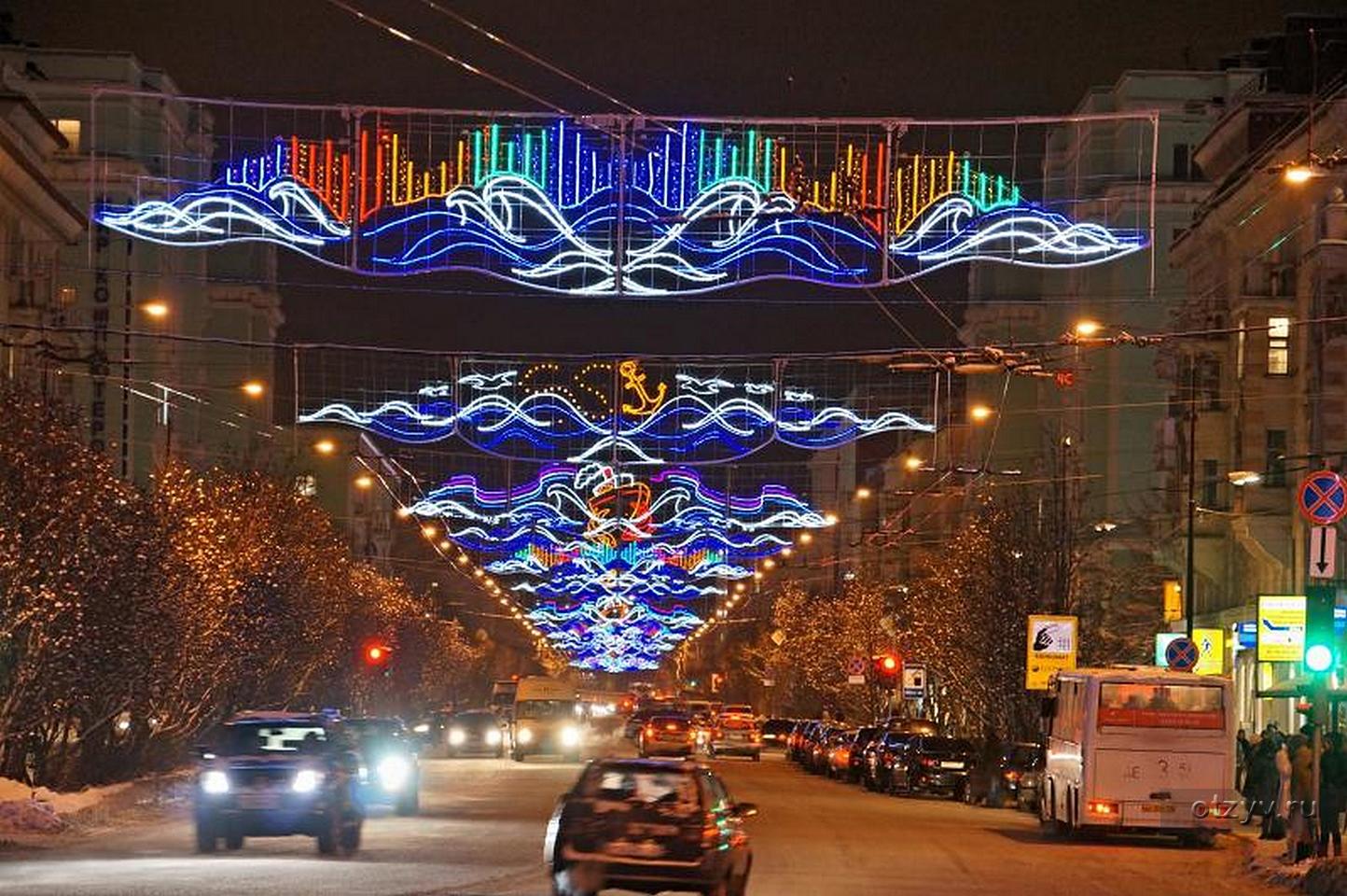 Нова мурманск. Иллюминация проспект Ленина Мурманск. Мурманск зима 2022. В Мурманске 2022 проспект Ленина. Новогодняя иллюминация Мурманск.
