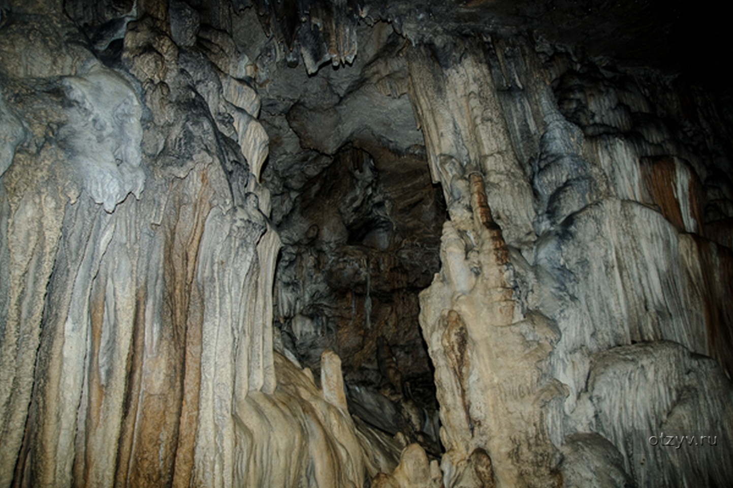 Апшеронского района большая Азишская пещеры