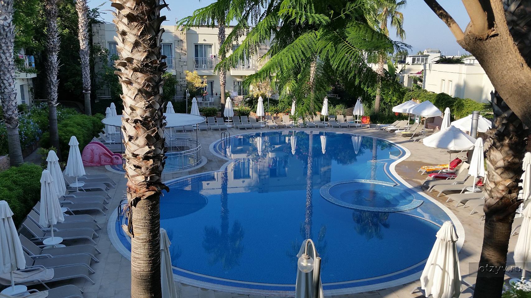 Mandarin resort 5. Мандарин Бодрум Турция. Mandarin Resort 5* Бодрум-центр, Бодрум, 450 м до. Mandarin Resort Bodrum обед. Mo Bodrum.